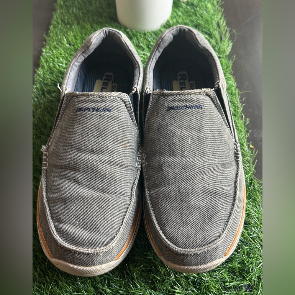 Machine Washable
Memory Foam
Relaxed Fit
Shock absorbing midsole